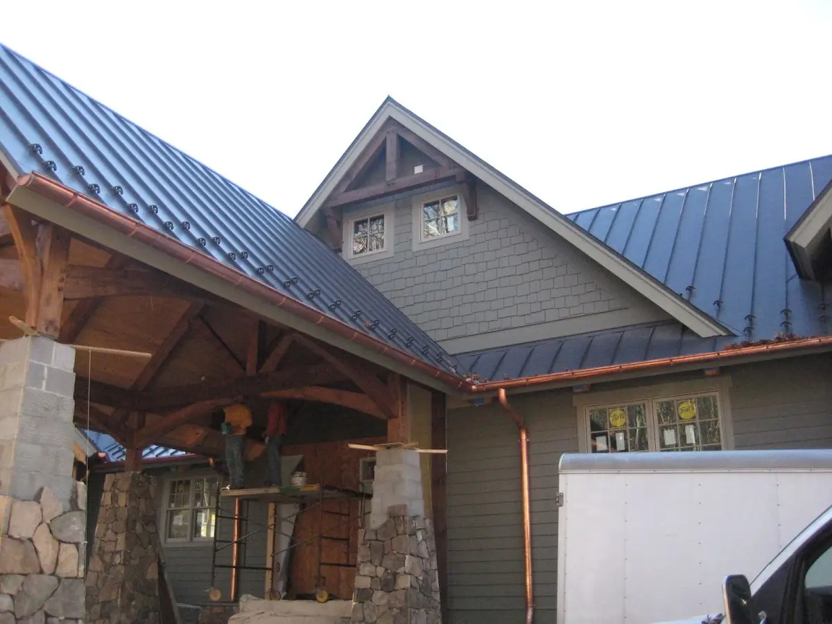 Craftsman Roofing team delivering quality roofing work in Muscatine